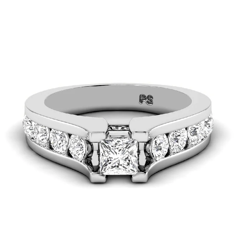 Second Hand Engagement Rings1.15-2.30 CT Round & Princess Cut Diamonds - Engagement Ring