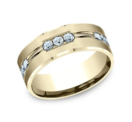 Round Brilliant Engagement RingsTHE KING