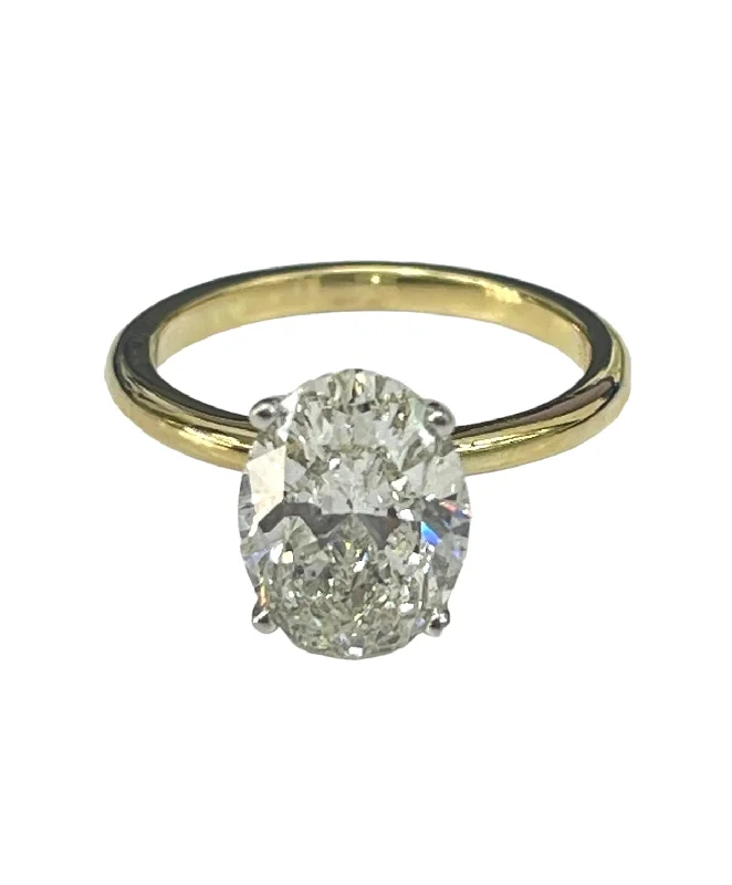 Second Hand Engagement RingsOval Brilliant Solitaire Diamond Ring GIA Certified