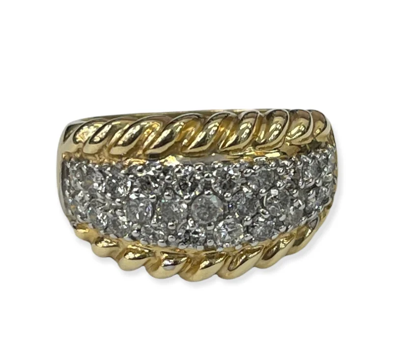 Ethical Engagement RingsRound Brilliants Cluster Diamond Ring Yellow Gold 14kt