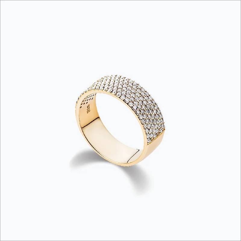 Trendy rings with modern designs for youthful flair -Cigar Band 18K Gold Ring w. Diamonds