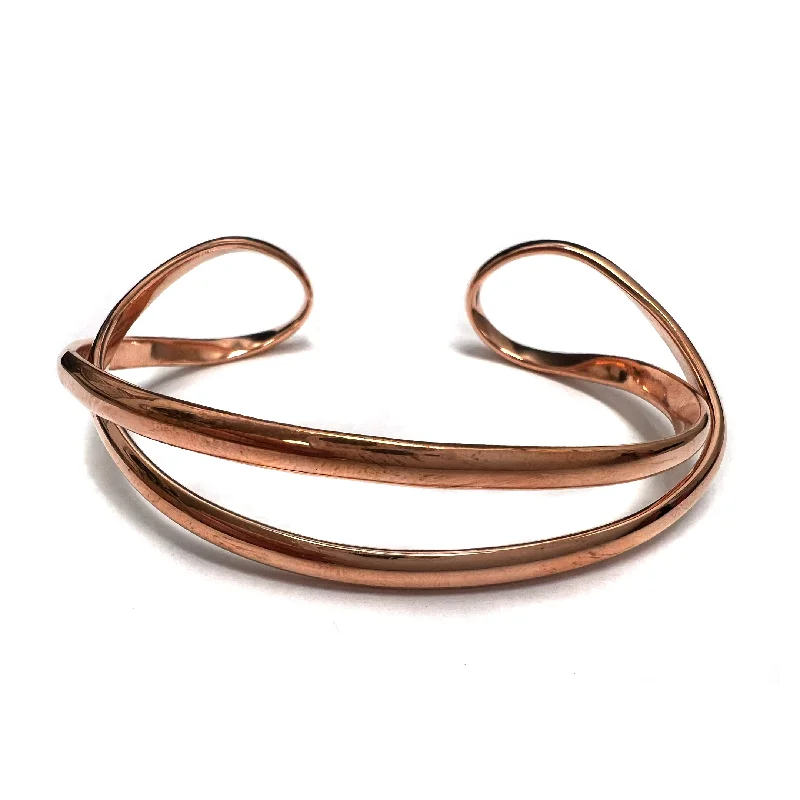 Simple braided leather bracelets for men who love casual, masculine jewelry options -Copper Smooth Molded Bracelet