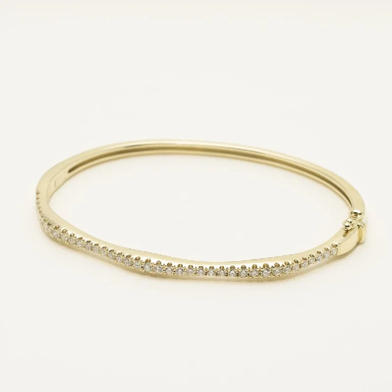 Statement bangle bracelets with oversized gemstones for a dramatic, fashionable look -Dabakarov Diamond Wave Bangle Bracelet in 14kt Yellow Gold (3/4ct tw)