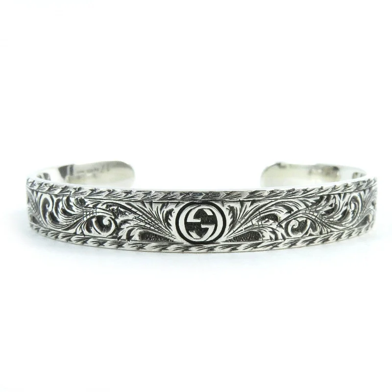 Unique twisted metal bangles with intricate details for a sophisticated, modern style -Gucci Silver Cat Head Bracelet Bangle